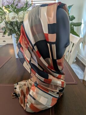 Geometric Pattern Lightweight Scarf in Black, Tan & Rust